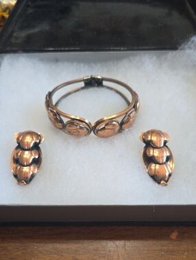 Vintage Copper Floral Bracelet and Clip On Earrings Set